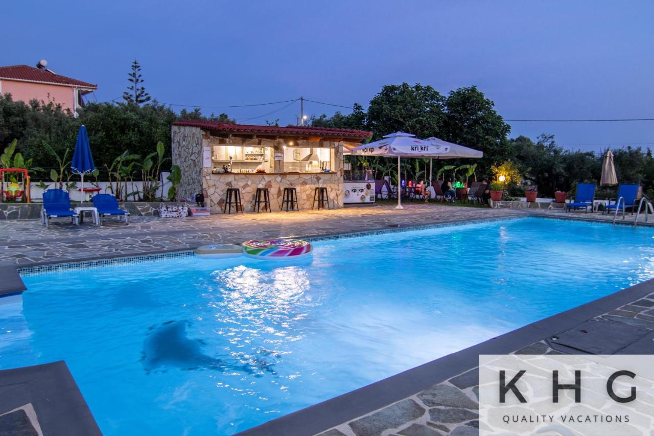 Jovanna Studios In The Nature With Pool! Mousata Exterior foto