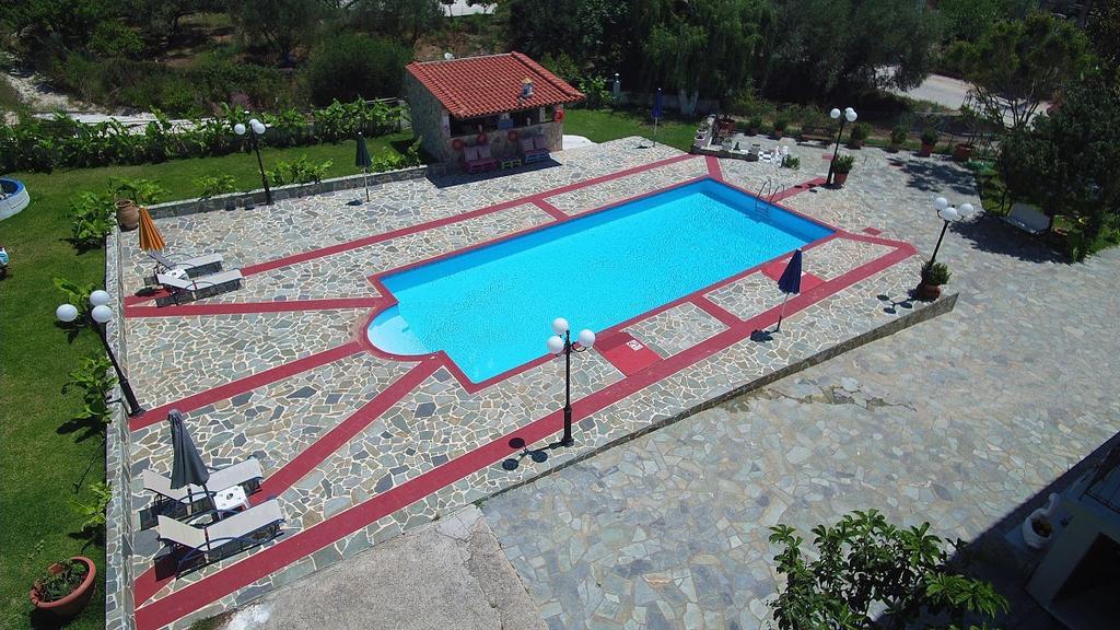Jovanna Studios In The Nature With Pool! Mousata Exterior foto